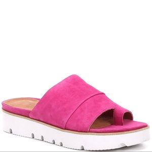 Gentle Souls by Kenneth Cole Lavern Slide Sandals Sz 7